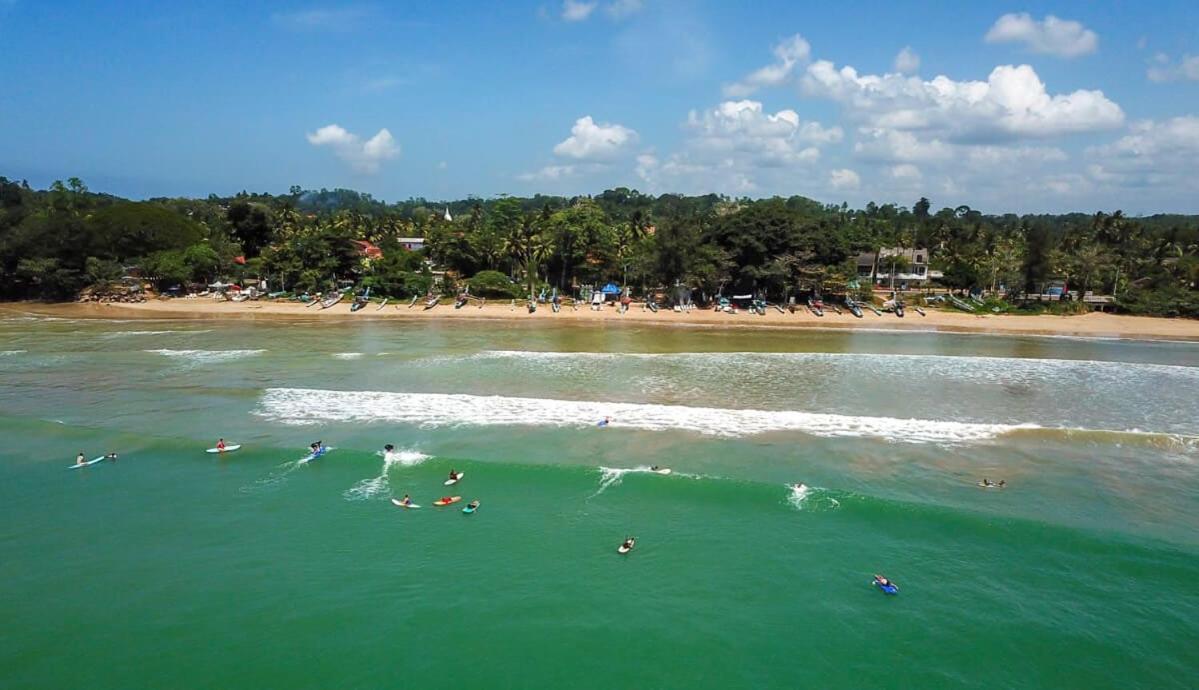 Alma Beach Hotel Weligama Exteriér fotografie