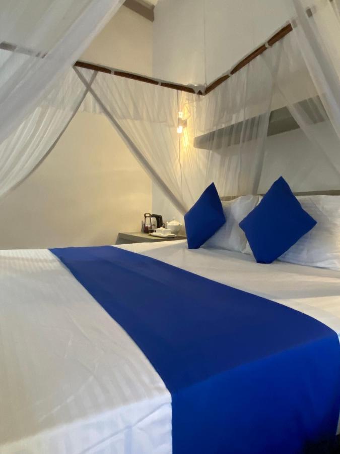 Alma Beach Hotel Weligama Exteriér fotografie
