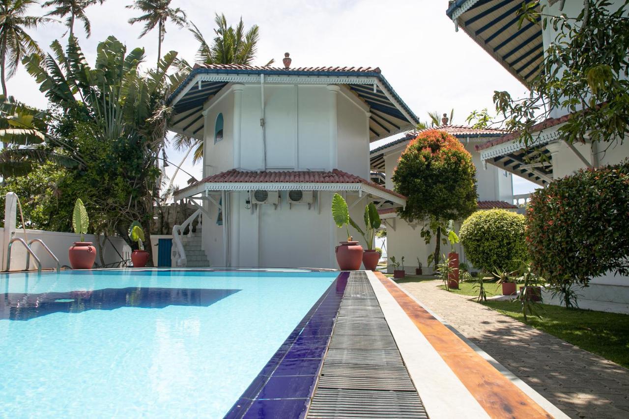 Alma Beach Hotel Weligama Exteriér fotografie
