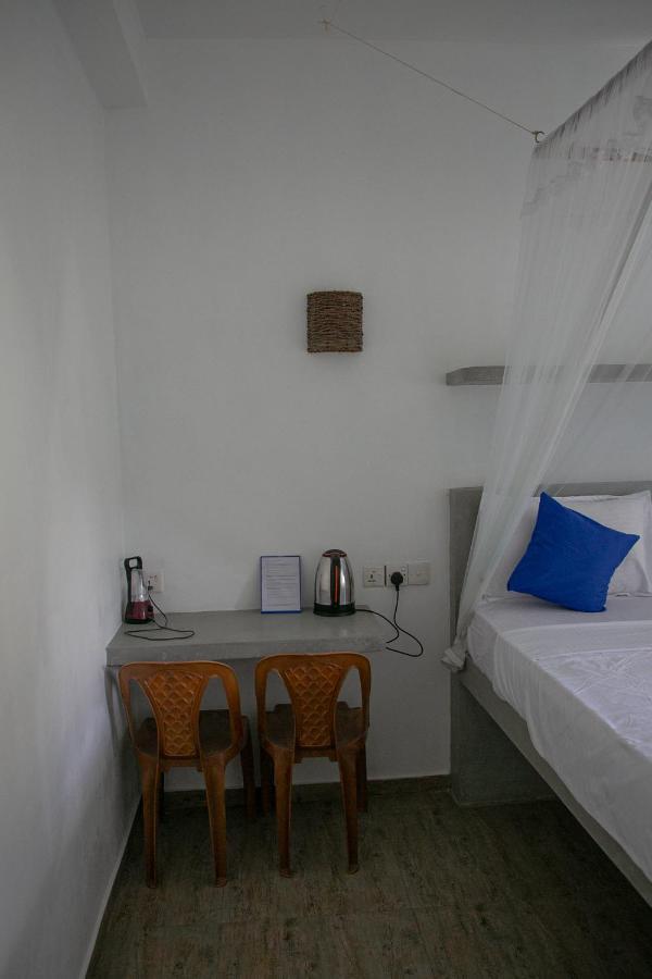 Alma Beach Hotel Weligama Exteriér fotografie