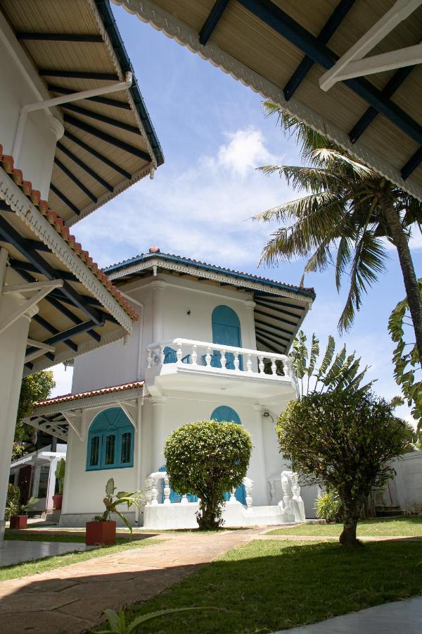 Alma Beach Hotel Weligama Exteriér fotografie